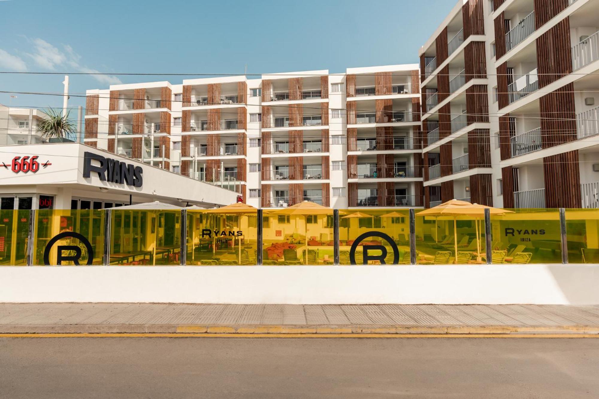 Ryans Ibiza Apartments - Only Adults Exterior foto